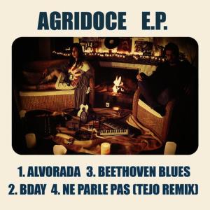 ดาวน์โหลดและฟังเพลง Bday พร้อมเนื้อเพลงจาก Agridoce