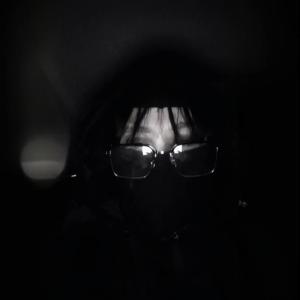 Baddie的專輯Loveless Bitches (feat. Ghid) [Explicit]