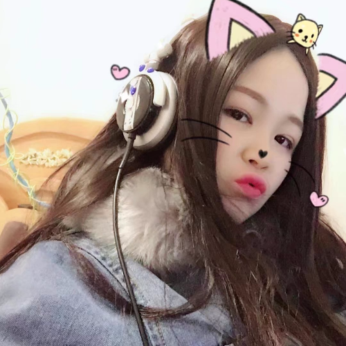 张幼依