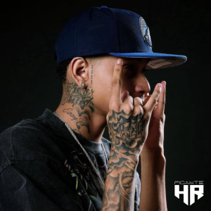 收聽Ezzy R的Party Clandestino (Explicit)歌詞歌曲