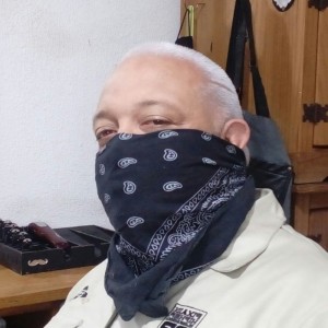 收聽Julio Cesar的Frenetic歌詞歌曲