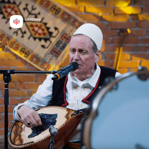 收聽Rifat Berisha的Nanat Shqiptare歌詞歌曲