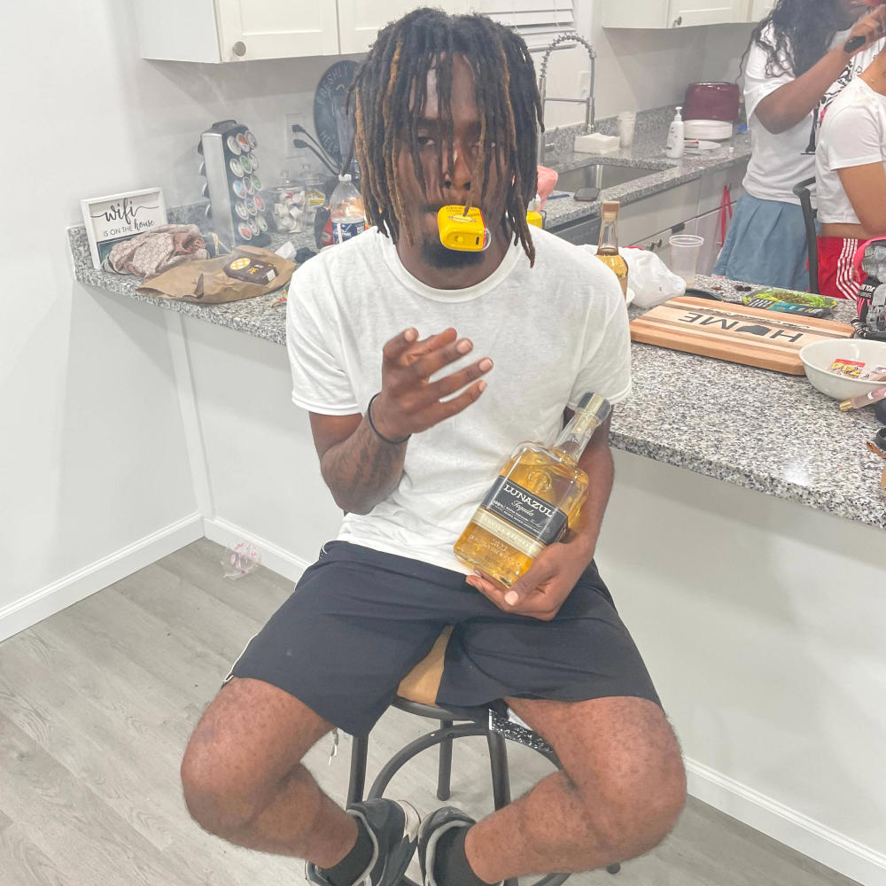 Black eye (Explicit)