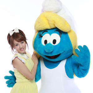 ดาวน์โหลดและฟังเพลง Hitomino Tobira พร้อมเนื้อเพลงจาก Minami Takahashi