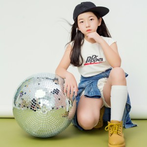 刘佳琪 ดาวน์โหลดและฟังเพลงฮิตจาก 刘佳琪