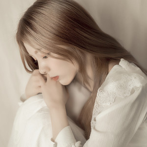 ดาวน์โหลดและฟังเพลง A sad song พร้อมเนื้อเพลงจาก Sweetflow