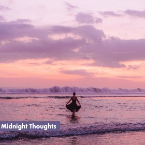 收聽Besso的Midnight Thoughts歌詞歌曲