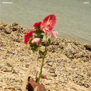 ดาวน์โหลดและฟังเพลง Summer พร้อมเนื้อเพลงจาก YEW