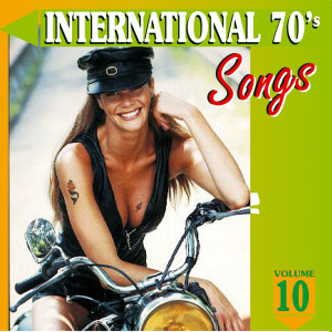 收聽International Band的Le Freak C'est Chic歌詞歌曲