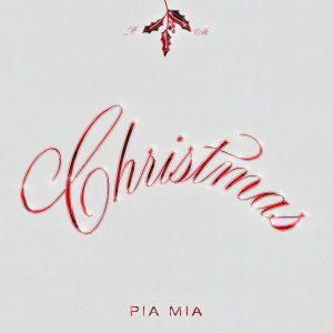ดาวน์โหลดและฟังเพลง Unwrap Me พร้อมเนื้อเพลงจาก Pia Mia