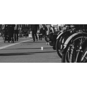 收聽Tomas Thordarson的Don´t Stay歌詞歌曲