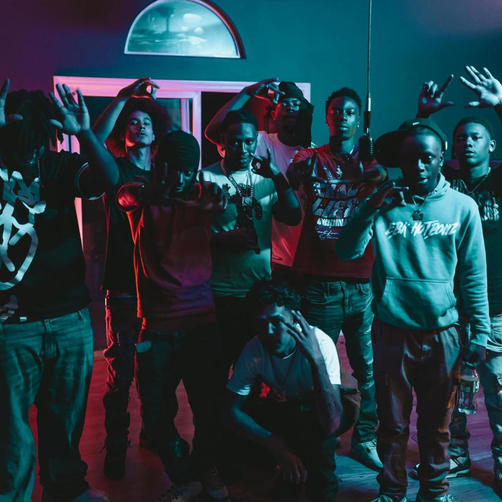 SWEET LADY (feat. K3dahound, Pdreaamydahound & Hotboiimeech) (HOUND REMIX|Explicit)