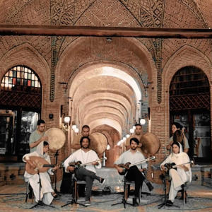 收聽Ali Ghamsari的Iranian Tar-140 (Qazvin)歌詞歌曲