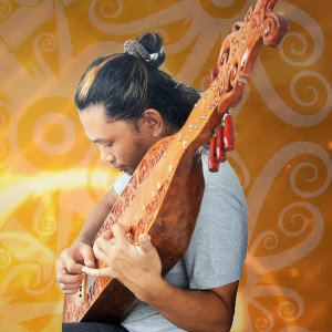 Listen to Sape Borneo song with lyrics from Jimmie Sinarta