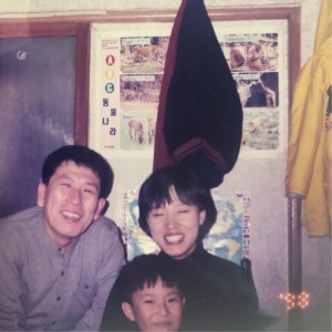 Dengarkan Hiphop Playa lagu dari chacoal dengan lirik