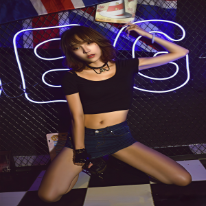 收聽鄧勃的Señorita（抖音熱播）歌詞歌曲