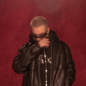 收聽SKiNNY BARBER的NebeUžNeniModrý歌詞歌曲