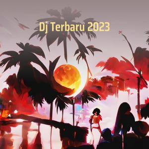 Dengarkan lagu Dj Terbaru 2023 nyanyian Jasmin musika dengan lirik