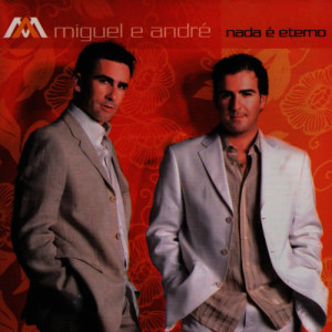 收聽Miguel的Eu Só Penso Em Ti (Solo Pienso en Ti)歌詞歌曲