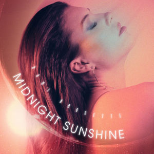 ดาวน์โหลดและฟังเพลง Midnight Sunshine พร้อมเนื้อเพลงจาก Dani Doucette