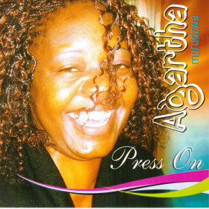 收聽Agartha Murudzwa的Makatendeka (featuring Lloyd Tevedzai)歌詞歌曲