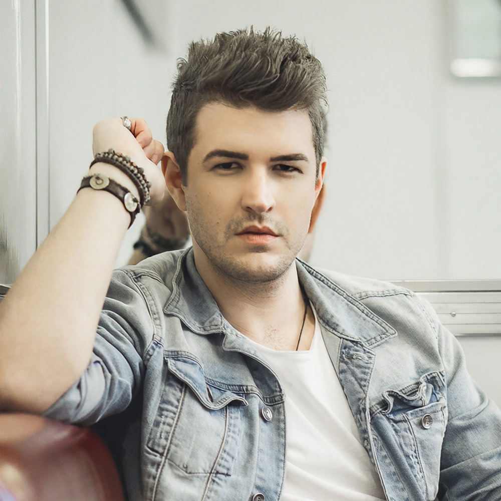 Scotty James