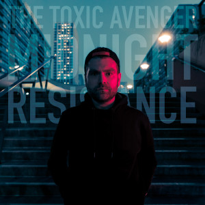 ดาวน์โหลดและฟังเพลง Falling Apart พร้อมเนื้อเพลงจาก The Toxic Avenger