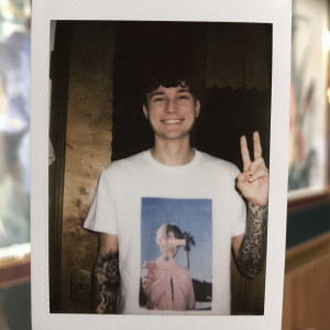 Dengarkan Lmk (Explicit) lagu dari Debu dengan lirik