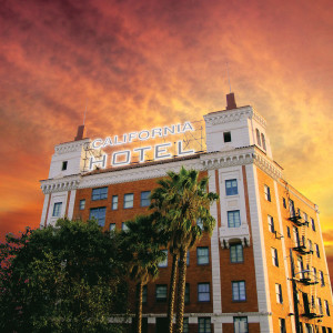 ดาวน์โหลดและฟังเพลง California Hotel พร้อมเนื้อเพลงจาก Trans Am