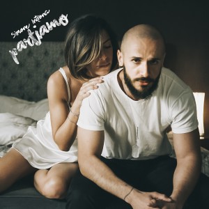 Dengarkan Partiamo lagu dari Simone Introna dengan lirik