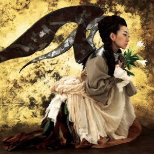 ดาวน์โหลดและฟังเพลง Yakusoku No Tsubasa พร้อมเนื้อเพลงจาก MISIA
