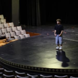 收聽GVTZ的Otra Vez歌詞歌曲