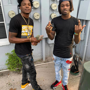 BBG Juice的專輯Slide (feat. RackdUpRob) [Explicit]