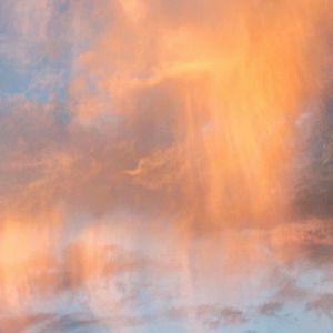 收聽Seatt的Over The Clouds歌詞歌曲