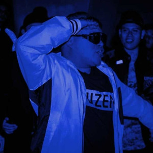 SZ Wise Guy的專輯Media Barra (Explicit)