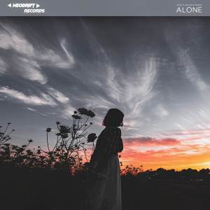 ดาวน์โหลดและฟังเพลง ALONE (Explicit) พร้อมเนื้อเพลงจาก INFINITE SPXCE