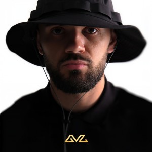 Listen to УМРИ, ЕСЛИ song with lyrics from МАКСИ ГРИН