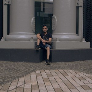 ดาวน์โหลดและฟังเพลง Tempestad พร้อมเนื้อเพลงจาก BillyOne