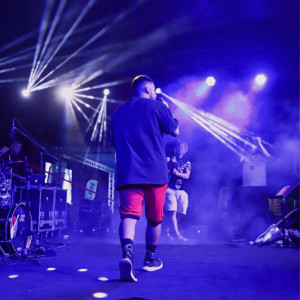 收聽Kyzero的Nema Problema (Explicit)歌詞歌曲