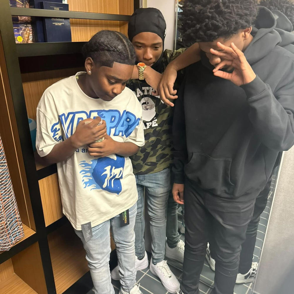 Trios (feat. Chauncey p & Escobar Jon) (Explicit)