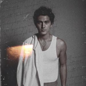ดาวน์โหลดและฟังเพลง You Put A Spell On Me พร้อมเนื้อเพลงจาก Austin Giorgio