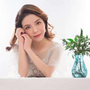 蒋婴 ดาวน์โหลดและฟังเพลงฮิตจาก 蒋婴