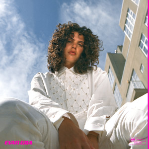 ดาวน์โหลดและฟังเพลง Sidelines (Clean) พร้อมเนื้อเพลงจาก EVAN GIIA