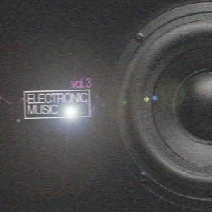 Listen to Back To The Roots (Extended Mix) song with lyrics from Bruno Santos
