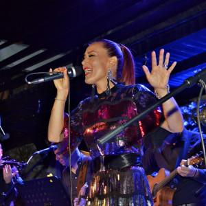 Listen to Nemir samoće song with lyrics from Nikolina Tomljanovic