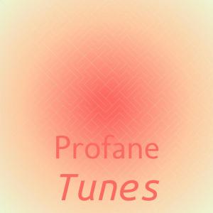 收聽Roly Beral的Funny Fond歌詞歌曲