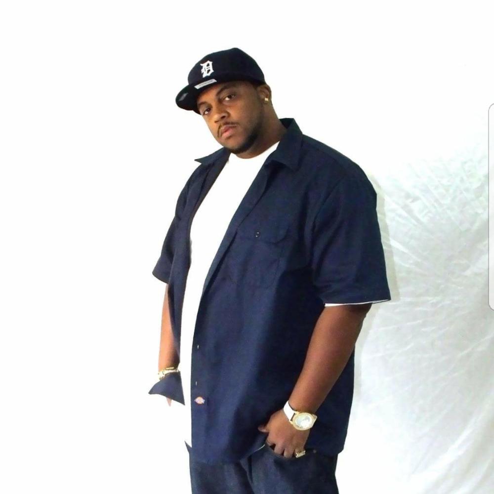 My Nigga on a T Shirt (feat. Freeze & Solo Mac) (Explicit)