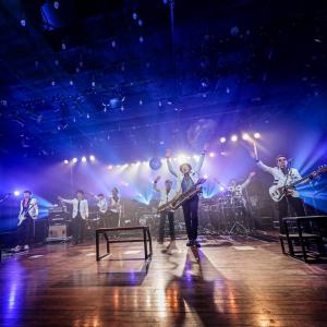 收聽東京斯卡樂園管絃樂團的30週年組曲 -Part 1- (TOKYO SKA 30 LIVE ～Paradise Unites Us All) (現場版)歌詞歌曲