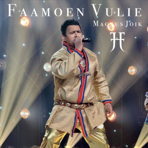 收聽Jon Henrik Fjällgren的Faamoen Vulie (Magnus Jojk)歌詞歌曲