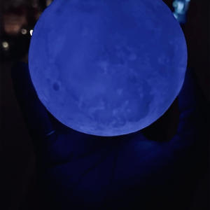 ดาวน์โหลดและฟังเพลง lovely พร้อมเนื้อเพลงจาก Kaños